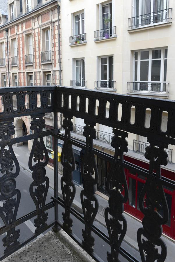 Appartement Paris-Place Des Vosges II Exterior foto